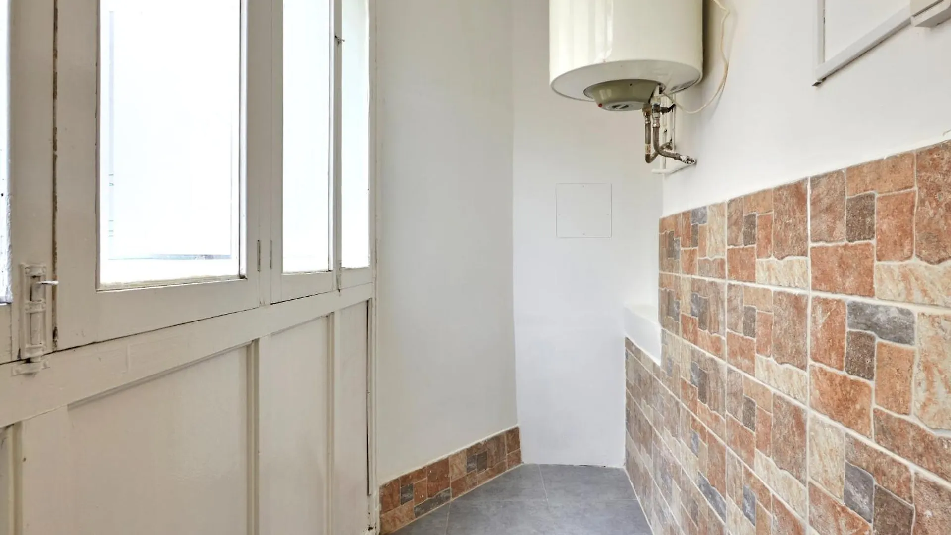 Comfortable Apartment Next To Apolo Theater Barcelona Espanha